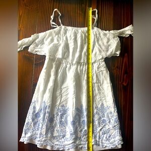 Juniors Lily Star dress -Size S